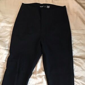 Old Navy women’s Polished Pixie Skinny pants